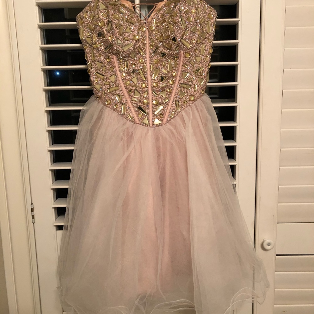 Homecoming dress in pristine condition.